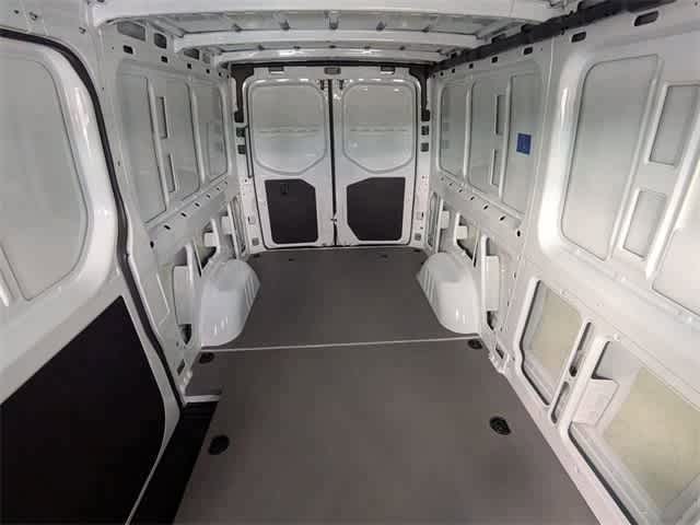 Thumbnail: 2025 Mercedes-Benz Sprinter - 9