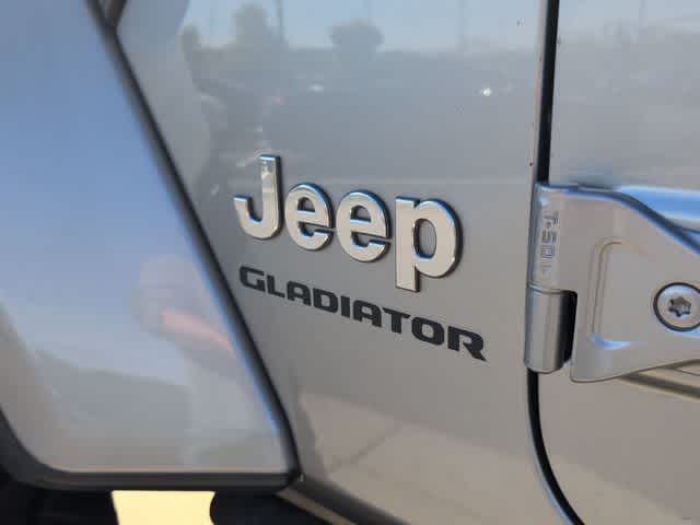 Thumbnail: 2021 Jeep Gladiator - 11