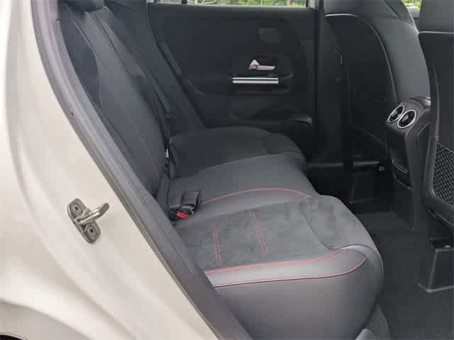 2025 Mercedes-Benz GLA GLA250 - Photo 9