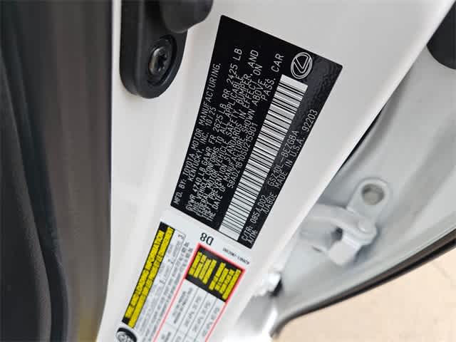 Thumbnail: 2025 Lexus ES - 33