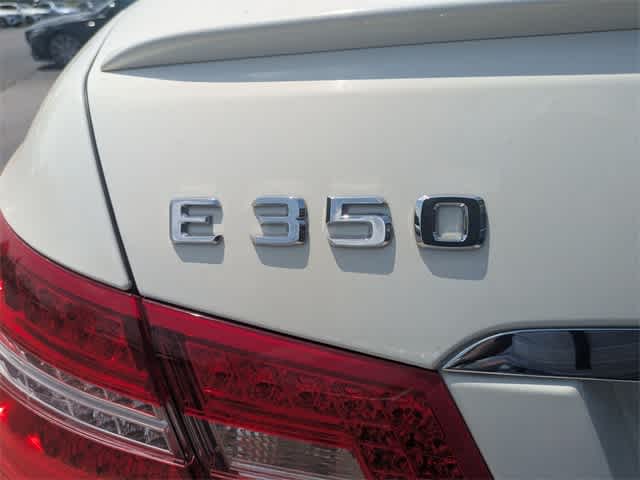 Thumbnail: 2012 Mercedes-Benz E-Class - 12