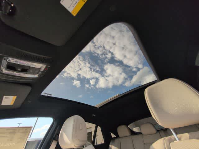 Thumbnail: 2026 Mercedes-Benz GLE - 18