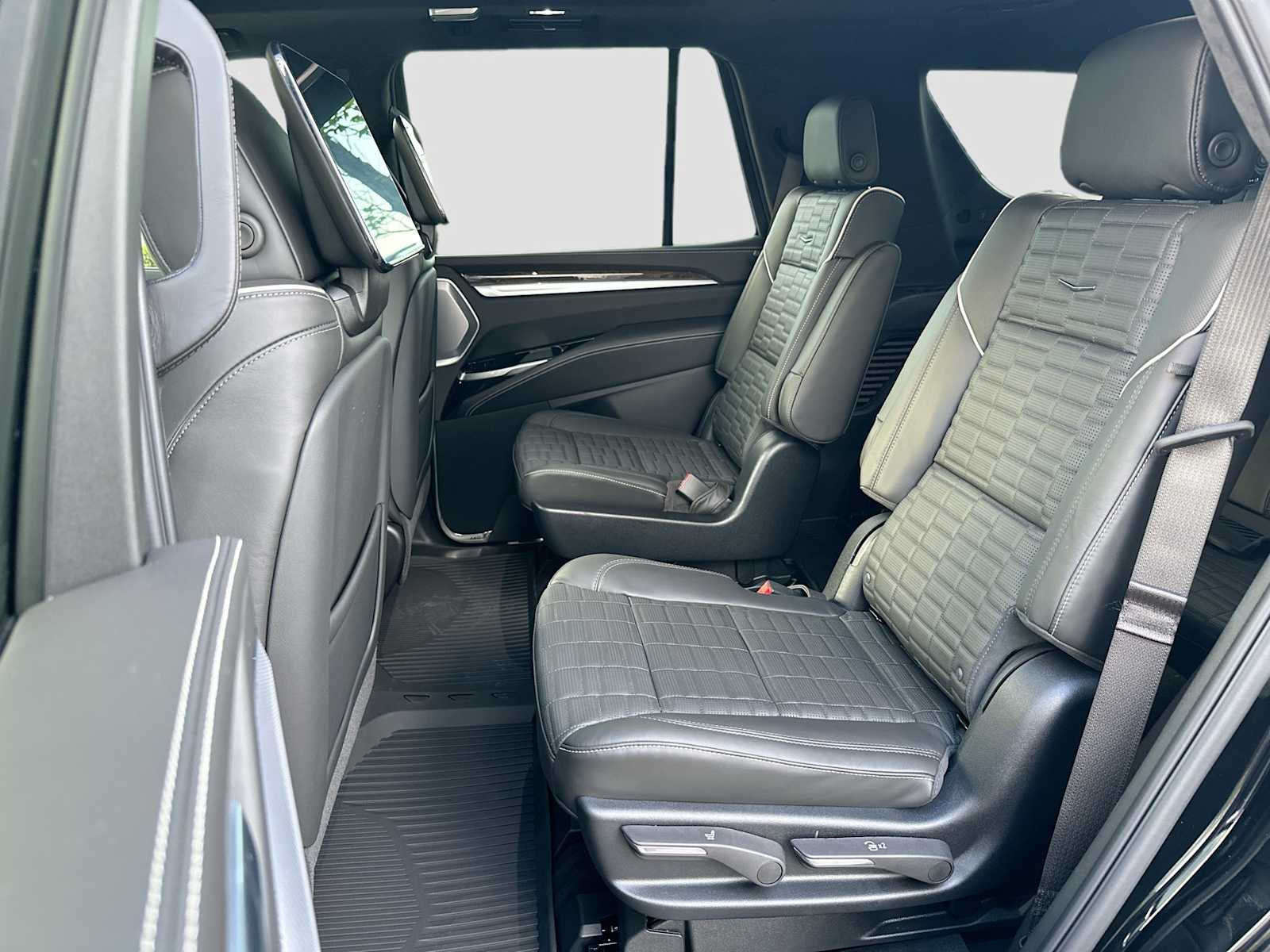 Thumbnail: 2026 Cadillac Escalade - 25
