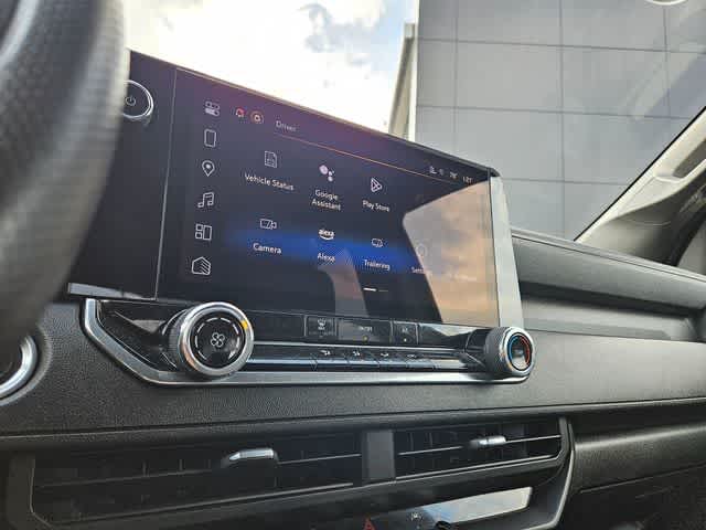 Thumbnail: 2024 Chevrolet Colorado - 26