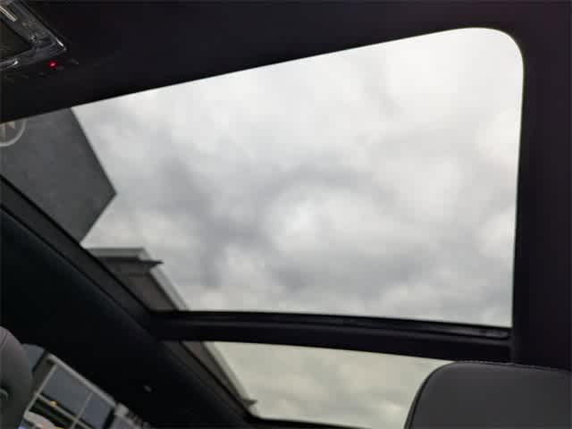 2025 Mercedes-Benz GLS 450 26