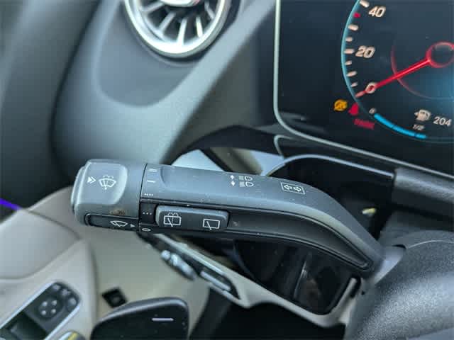 Thumbnail: 2021 Mercedes-Benz GLA - 25