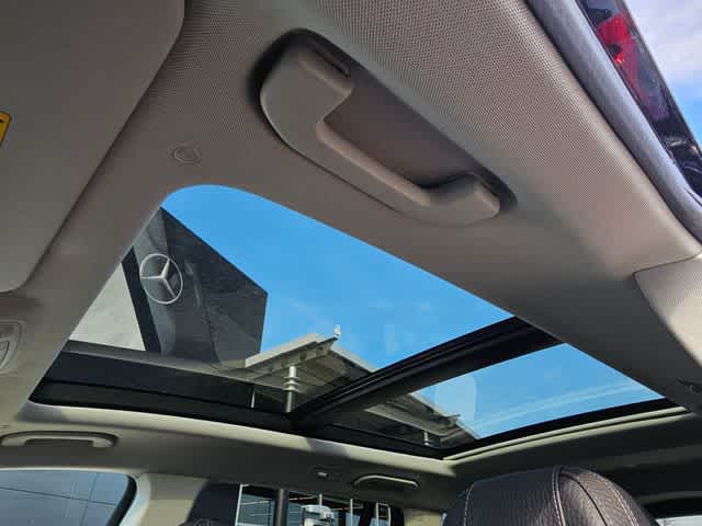 Thumbnail: 2026 Mercedes-Benz GLS - 19