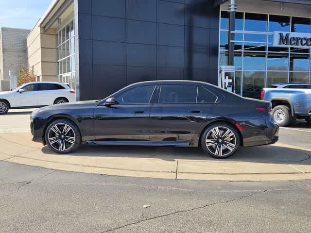 Thumbnail: 2025 BMW 7 Series - 5