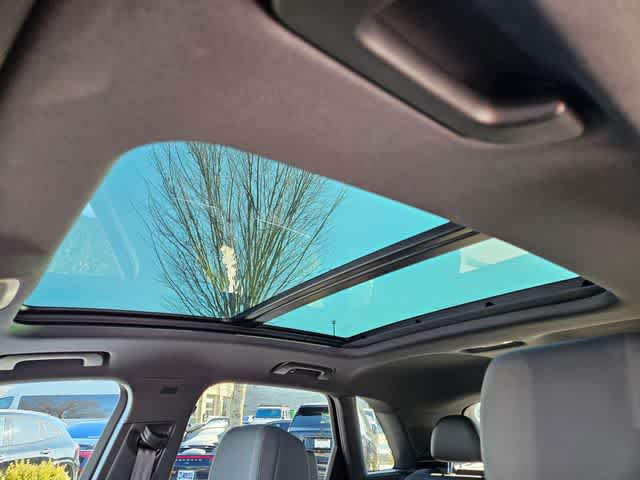 Thumbnail: 2025 Audi Q3 - 19