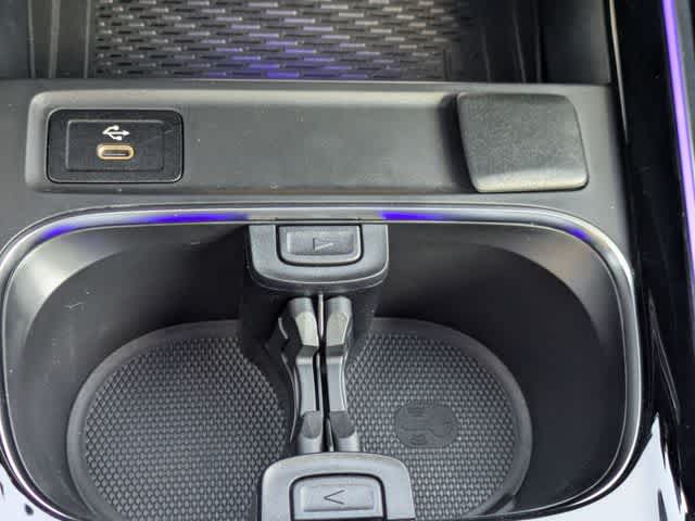 Thumbnail: 2026 Mercedes-Benz GLB - 34