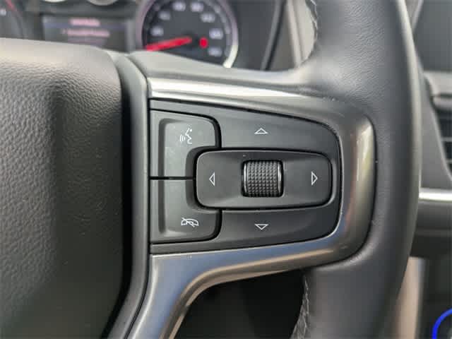 Thumbnail: 2023 Chevrolet Suburban - 26