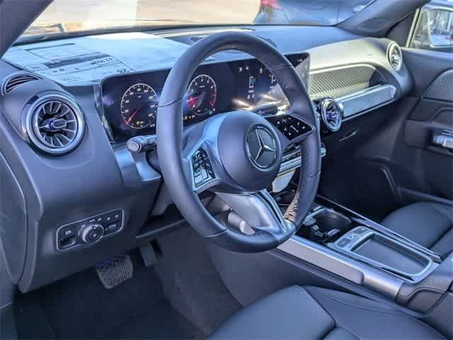 Thumbnail: 2025 Mercedes-Benz GLB - 2