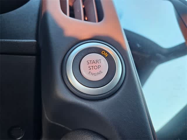 Thumbnail: 2015 Nissan Z - 26