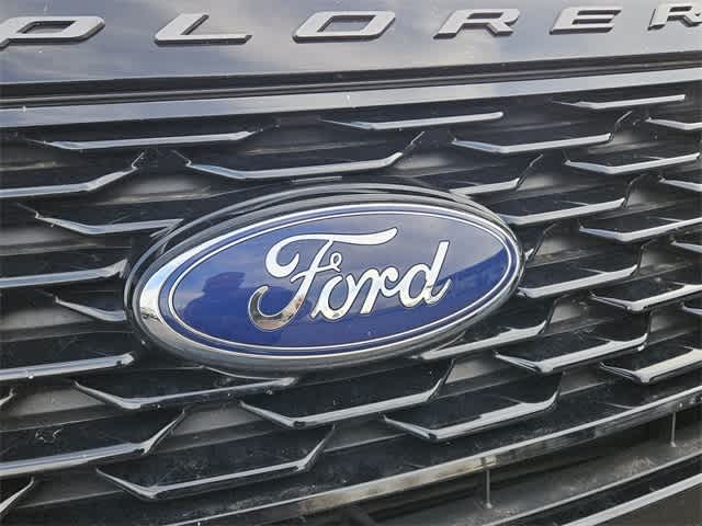 Thumbnail: 2018 Ford Explorer - 11