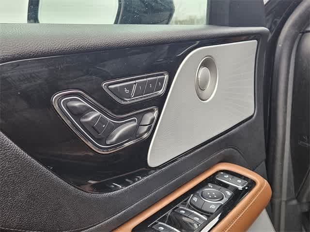 Thumbnail: 2024 Lincoln Aviator - 15