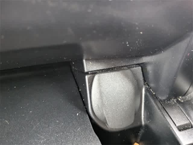 Thumbnail: 2022 Mercedes-Benz GLC - 30