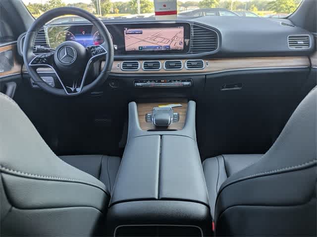 Thumbnail: 2025 Mercedes-Benz GLE - 14