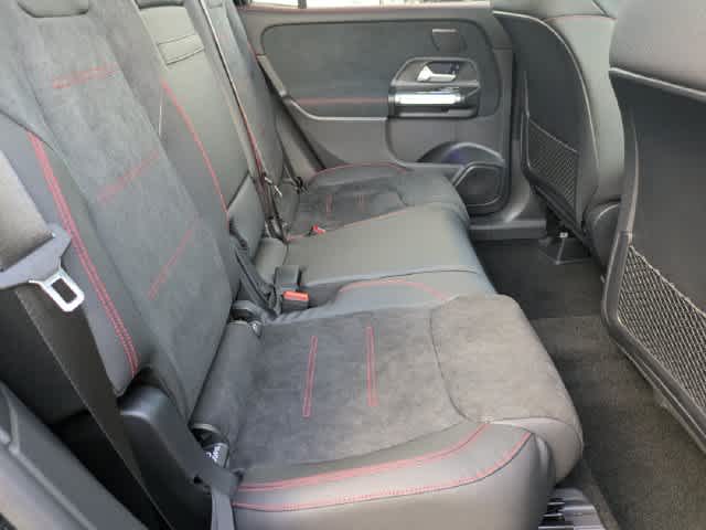 2026 Mercedes-Benz GLB GLB 250 - Photo 21