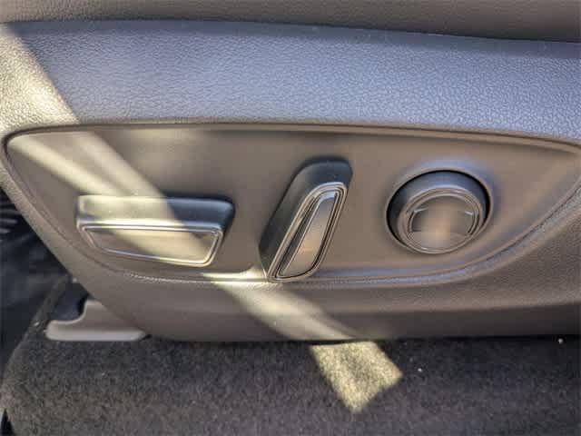 Thumbnail: 2024 Toyota Land Cruiser - 17