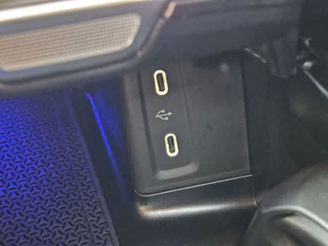 Thumbnail: 2026 Mercedes-Benz GLC - 35