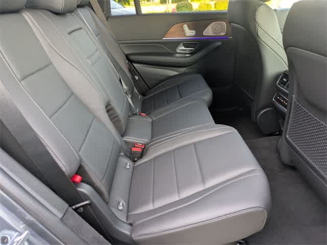 Thumbnail: 2025 Mercedes-Benz GLS - 20