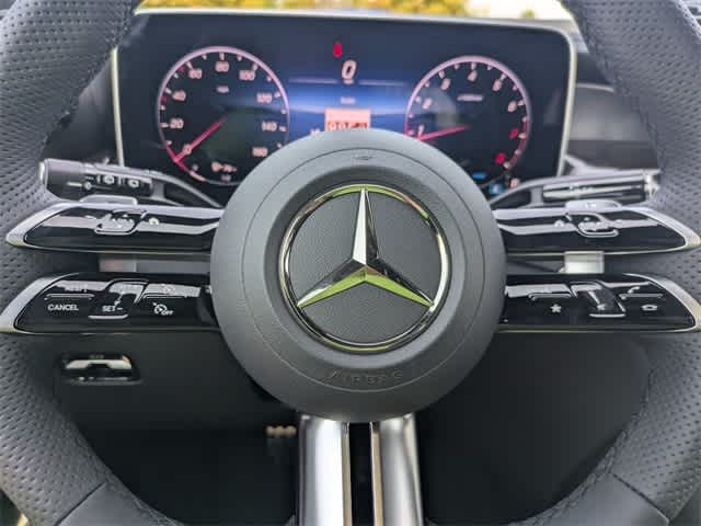 Thumbnail: 2026 Mercedes-Benz GLC - 24