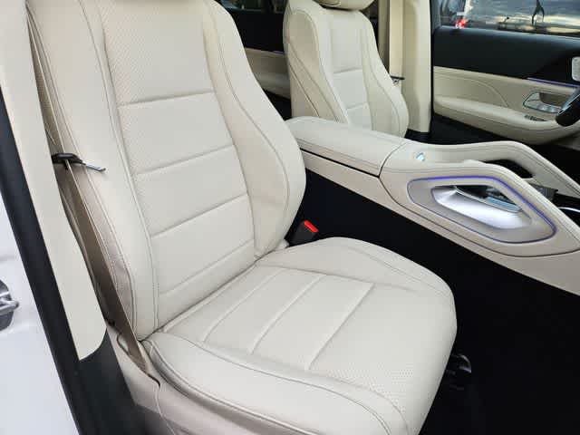 Thumbnail: 2026 Mercedes-Benz GLE - 24