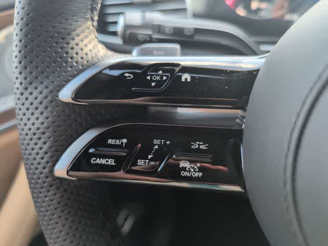 Thumbnail: 2026 Mercedes-Benz GLS - 23