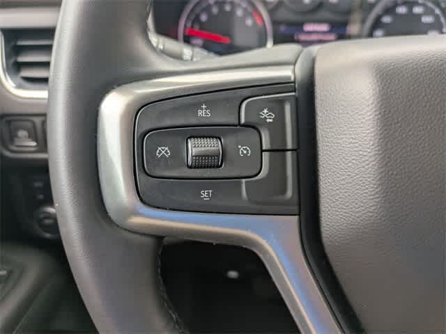 Thumbnail: 2023 Chevrolet Suburban - 25