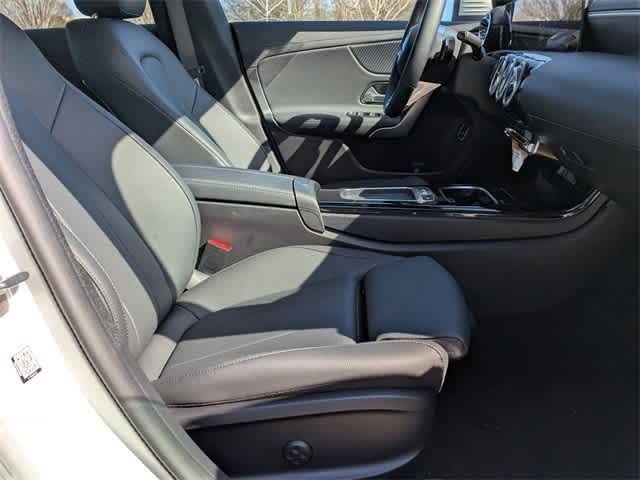 2025 Mercedes-Benz CLA 250 10