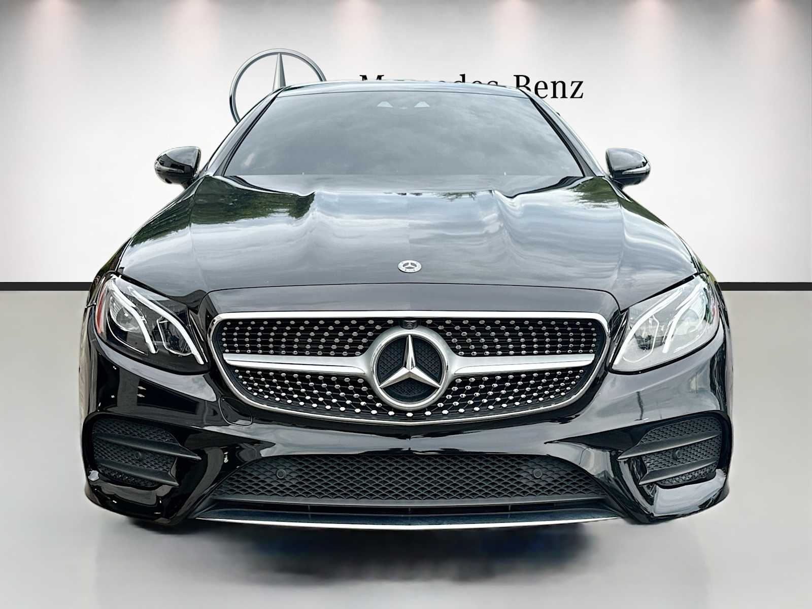 Thumbnail: 2020 Mercedes-Benz E-Class - 2