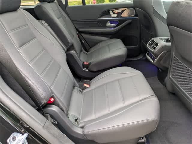 Thumbnail: 2026 Mercedes-Benz GLS - 22