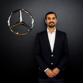 Staff member Mo Assakereh from ID_453aad