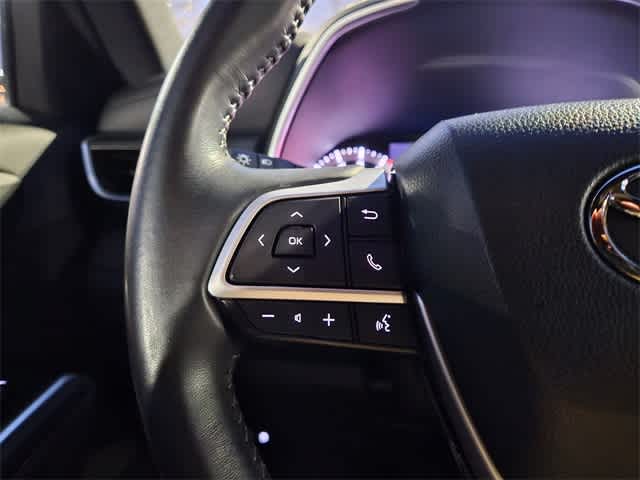 Thumbnail: 2023 Toyota Highlander - 19