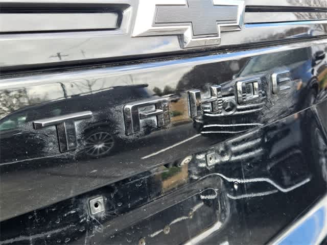 Thumbnail: 2023 Chevrolet Tahoe - 11