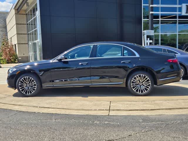 Thumbnail: 2026 Mercedes-Benz S-Class - 3