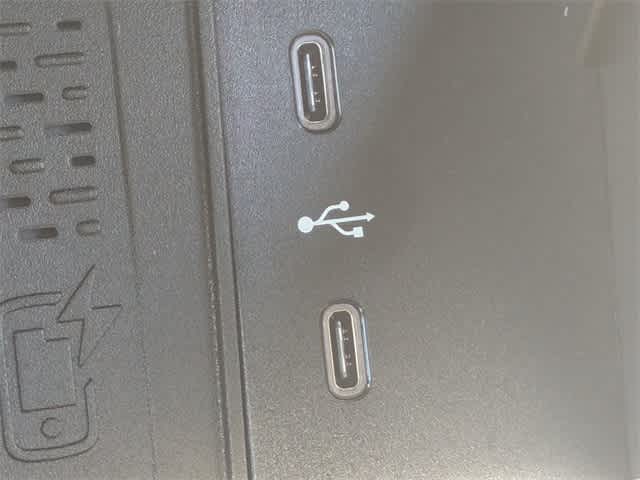 Thumbnail: 2025 Mercedes-Benz GLE - 31