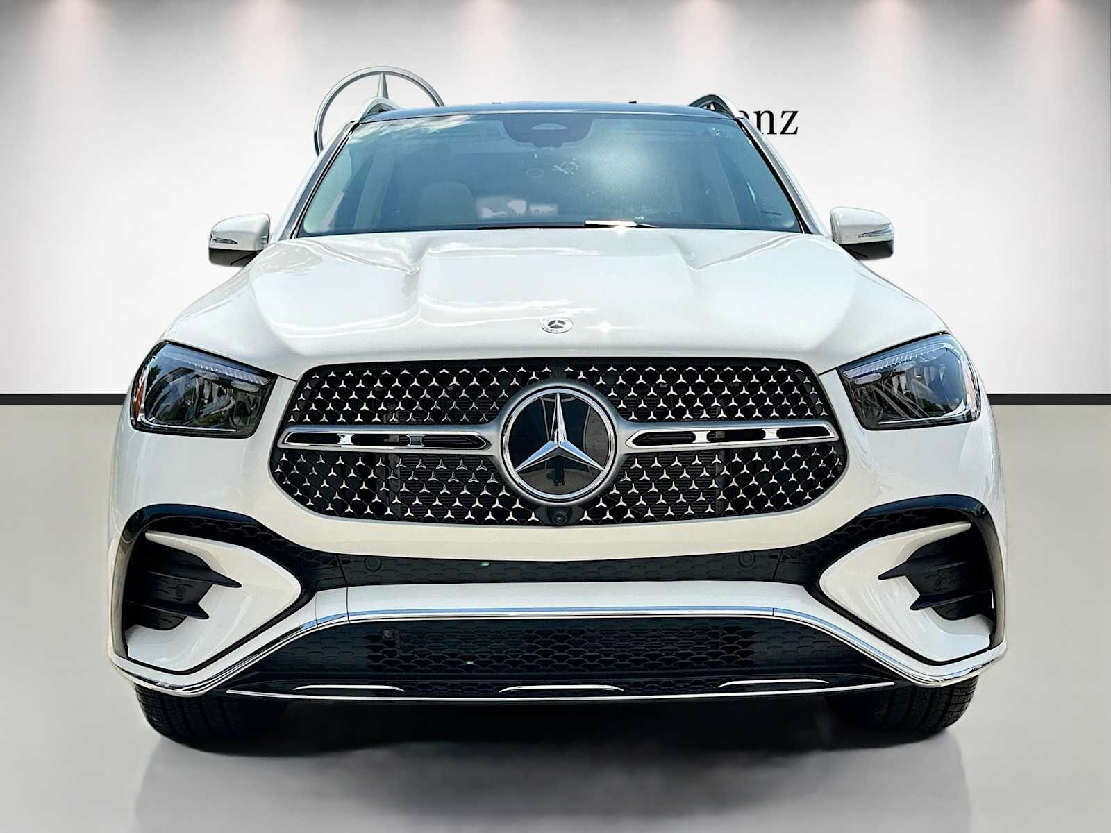 Thumbnail: 2026 Mercedes-Benz GLE - 2
