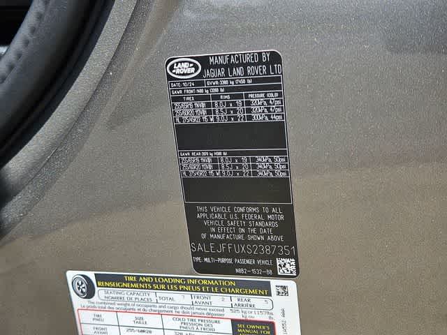 Thumbnail: 2025 Land Rover Defender - 37