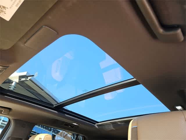 Thumbnail: 2024 Cadillac Escalade - 17