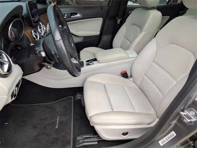 Thumbnail: 2019 Mercedes-Benz GLA - 16