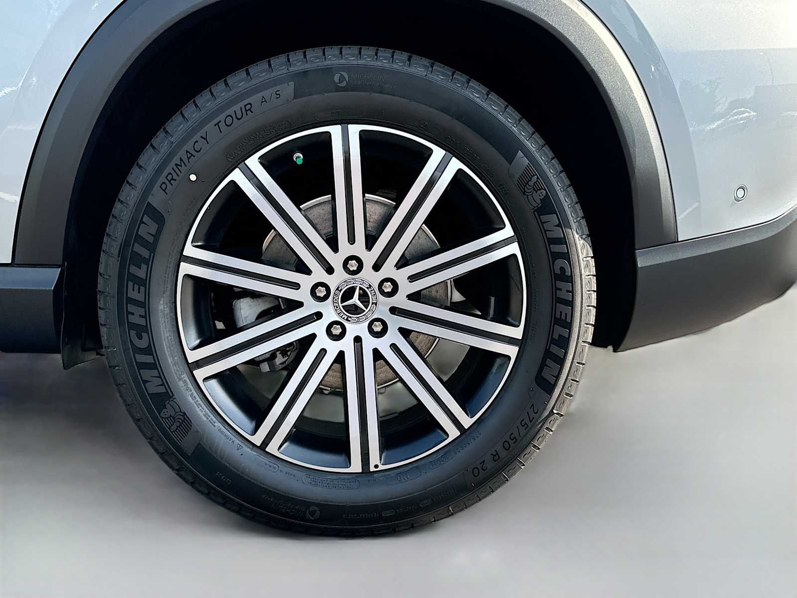 Thumbnail: 2026 Mercedes-Benz GLE - 32