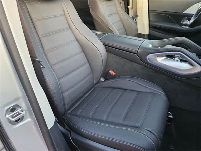 Thumbnail: 2026 Mercedes-Benz GLS - 26