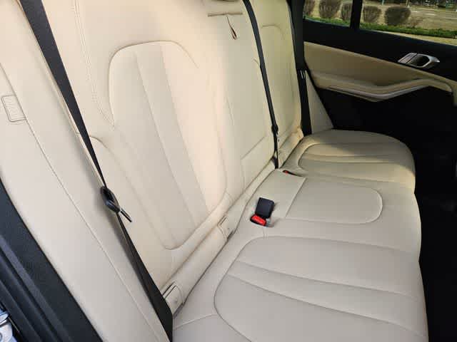 Thumbnail: 2021 BMW X5 - 22