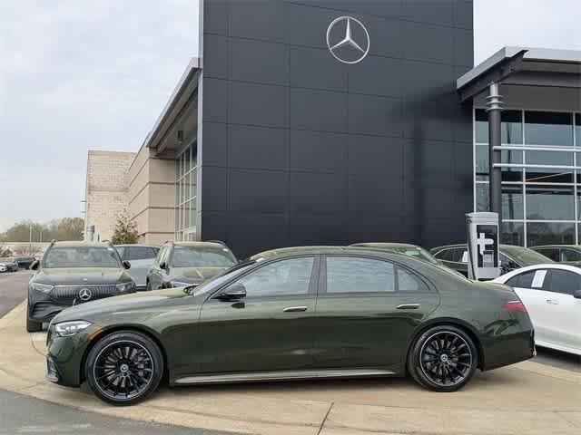 Thumbnail: 2025 Mercedes-Benz S-Class - 6