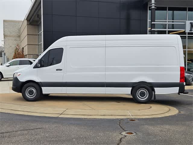 Thumbnail: 2024 Mercedes-Benz Sprinter - 5