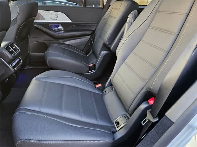 Thumbnail: 2026 Mercedes-Benz GLS - 22