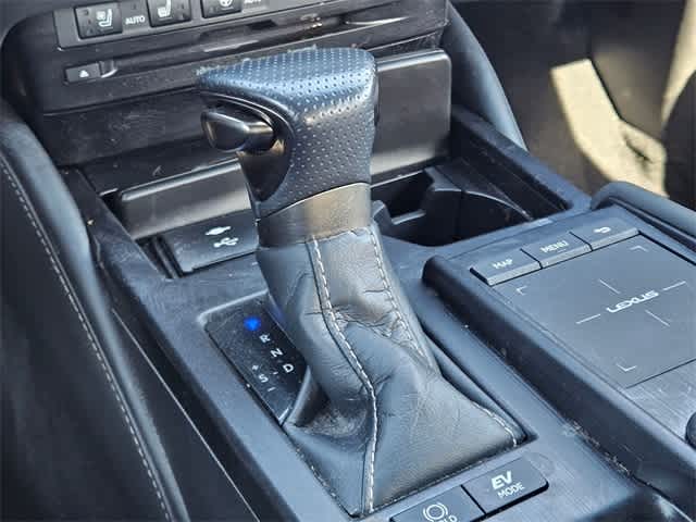 Thumbnail: 2022 Lexus ES - 32