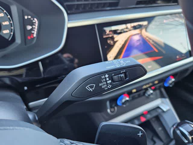 Thumbnail: 2025 Audi Q3 - 26