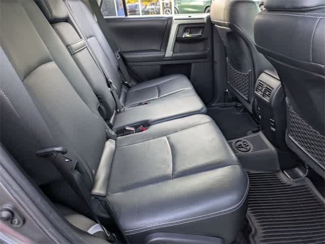 Thumbnail: 2016 Toyota 4Runner - 21